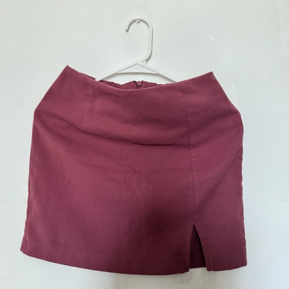 Maroon Skirt - Picture 4 of 4
